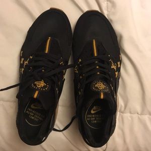 huarache nike supreme louis vuitton